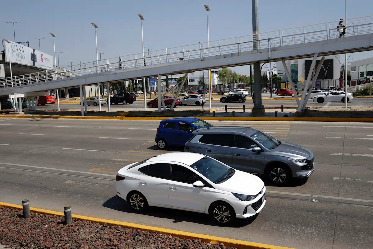 Analizan rediseñar la vía Atlixcáyotl; ya revisan puente de la calzada Zaragoza 