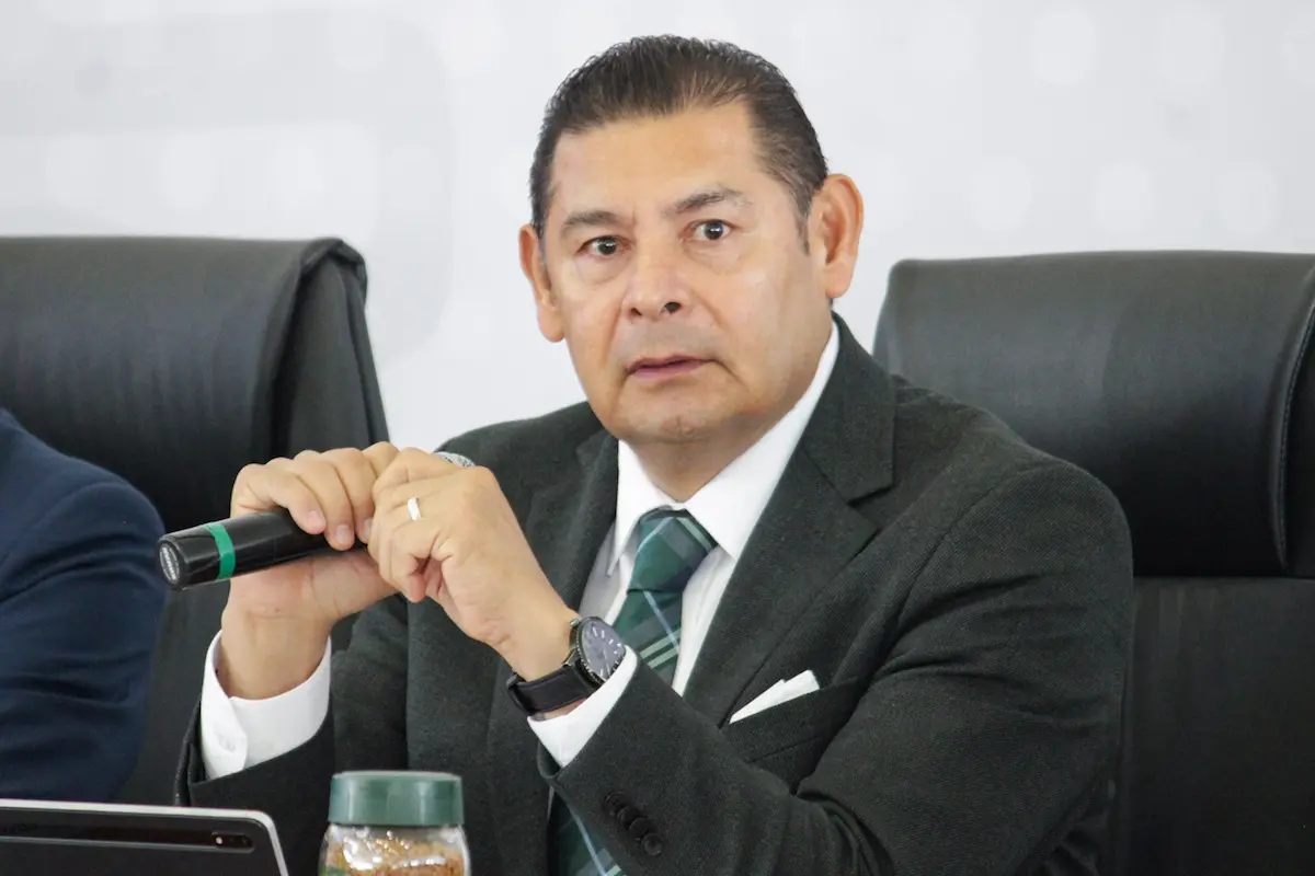 Alejandro Armenta, tercer mejor gobernador evaluado de México