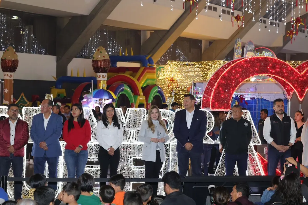 Alrededor de 300 mil personas disfrutaron del Festival Navideño "Por Amor a Puebla"