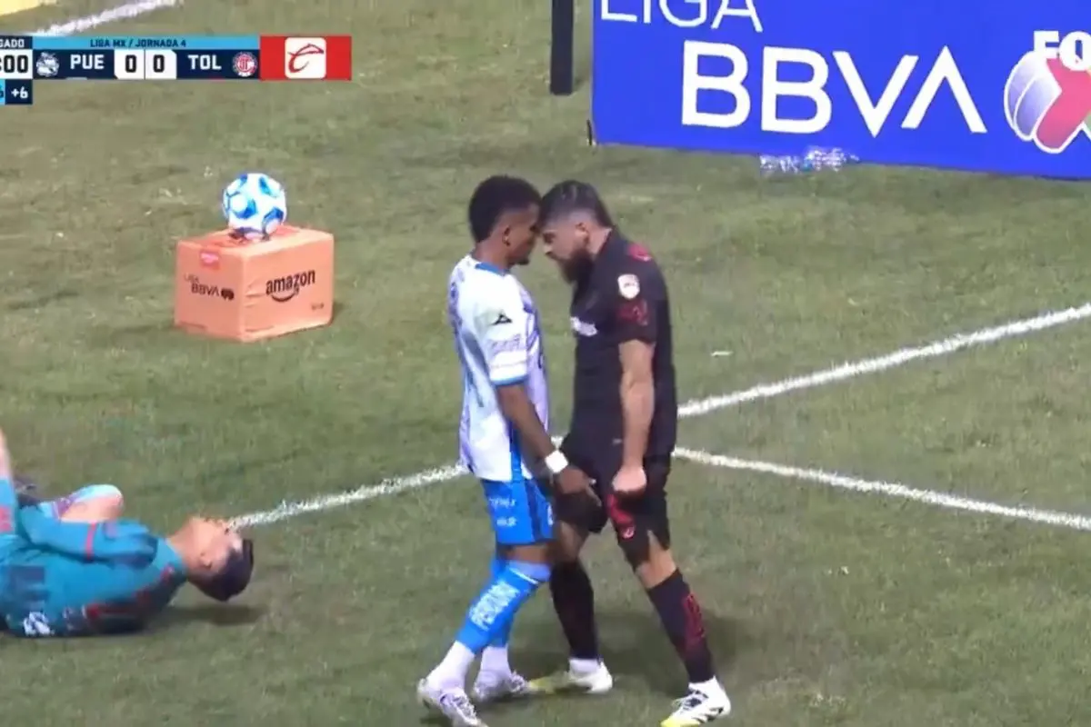 Bronca en el Puebla vs Toluca: así se calentaron los ánimos 6 Bronca en el Puebla vs Toluca: así se calentaron los ánimos