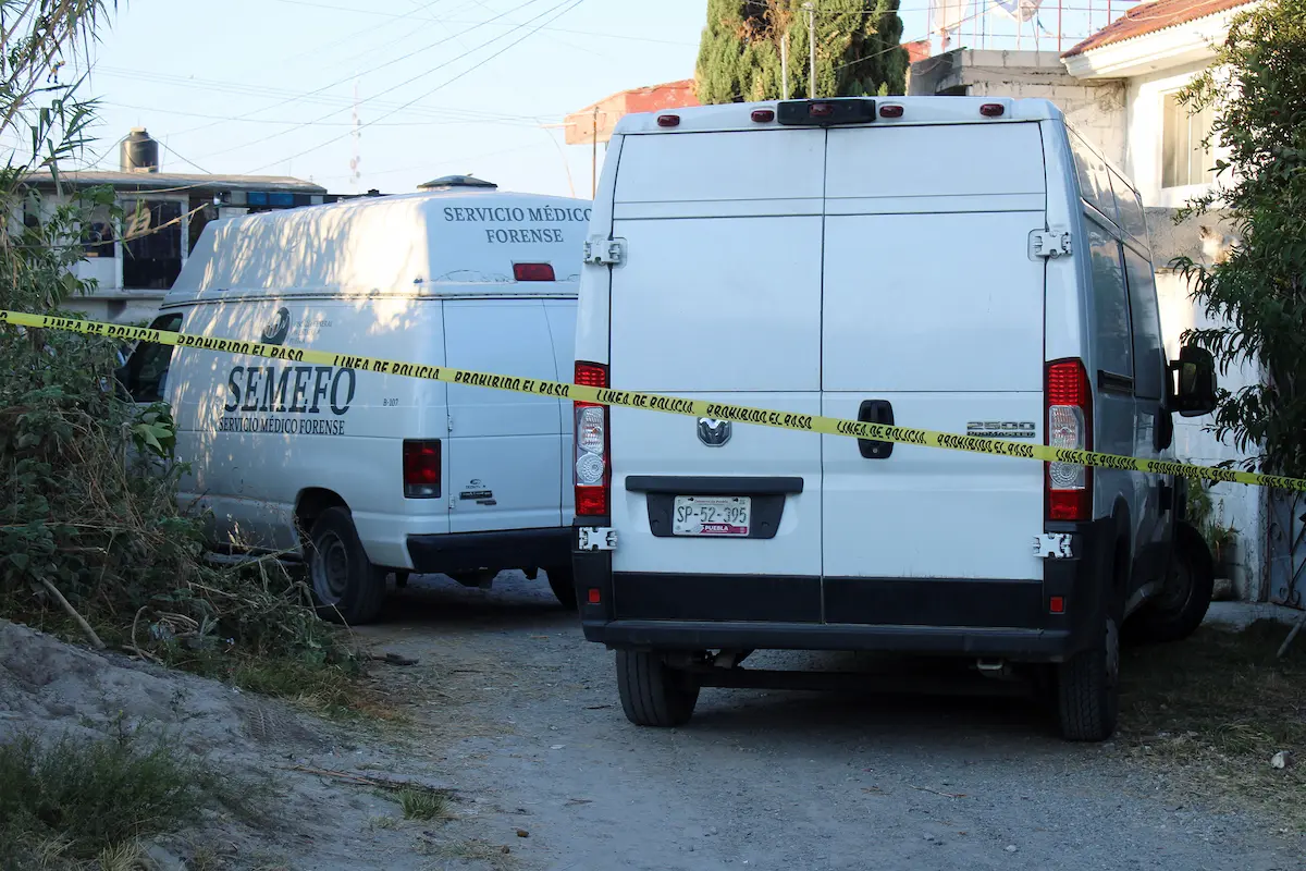 Con huellas de violencia, localizan cuerpo de una joven en Azumiatla