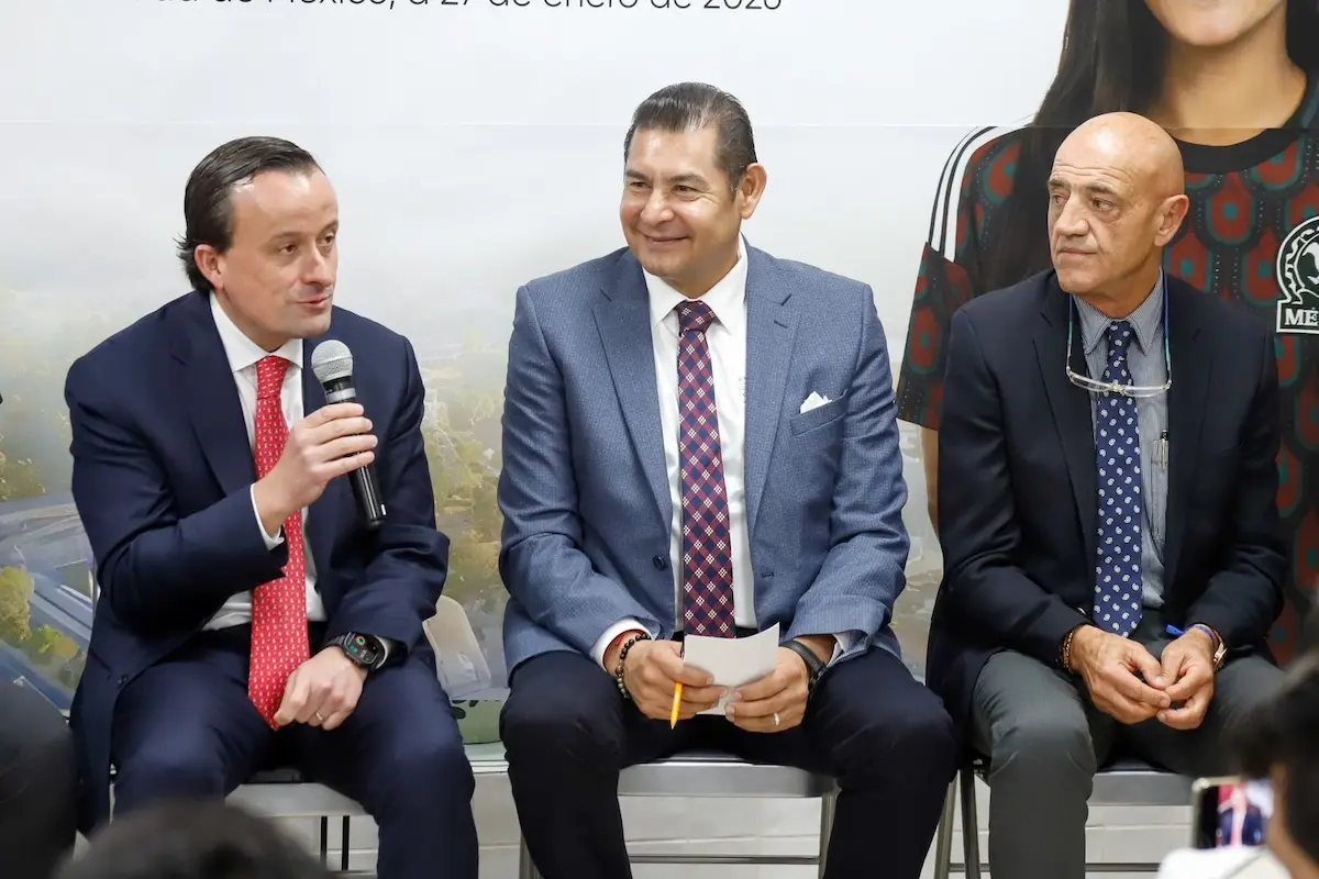 Femexfut y gobierno estatal firman convenio para impulsar talentos en UDEP