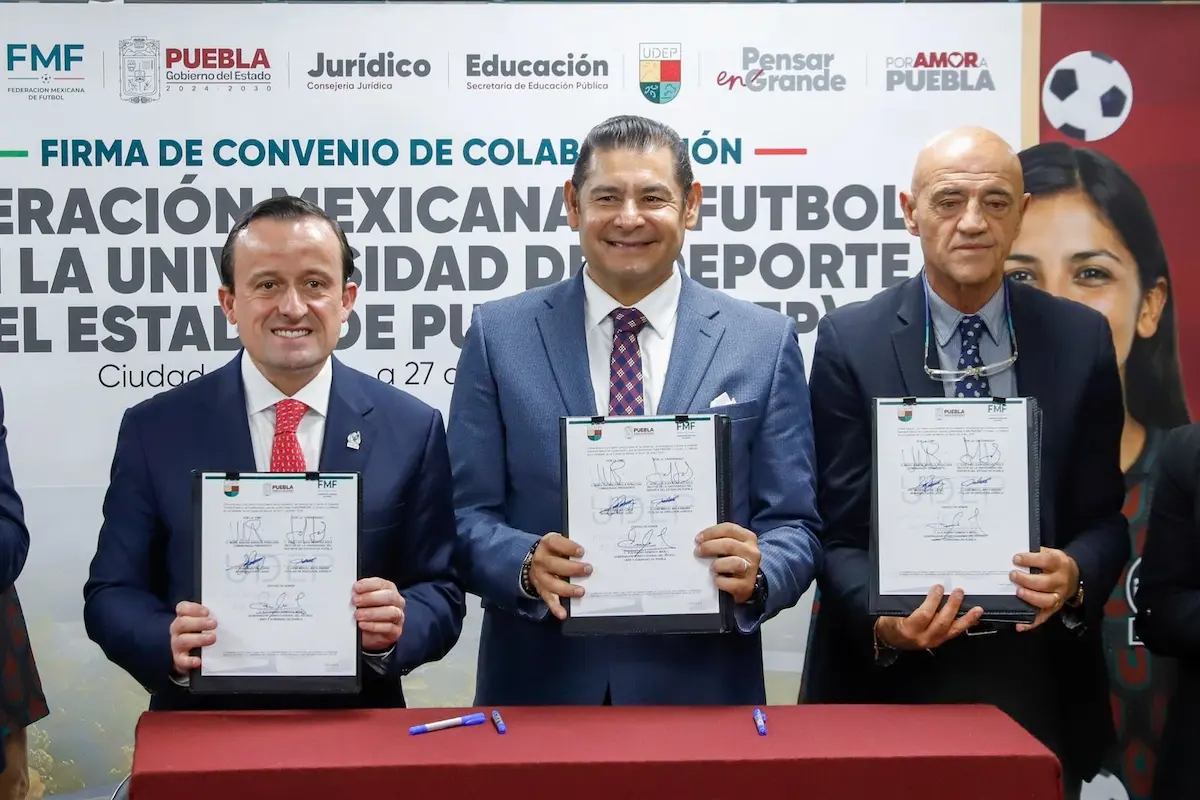 Femexfut y gobierno estatal firman convenio para impulsar talentos en UDEP