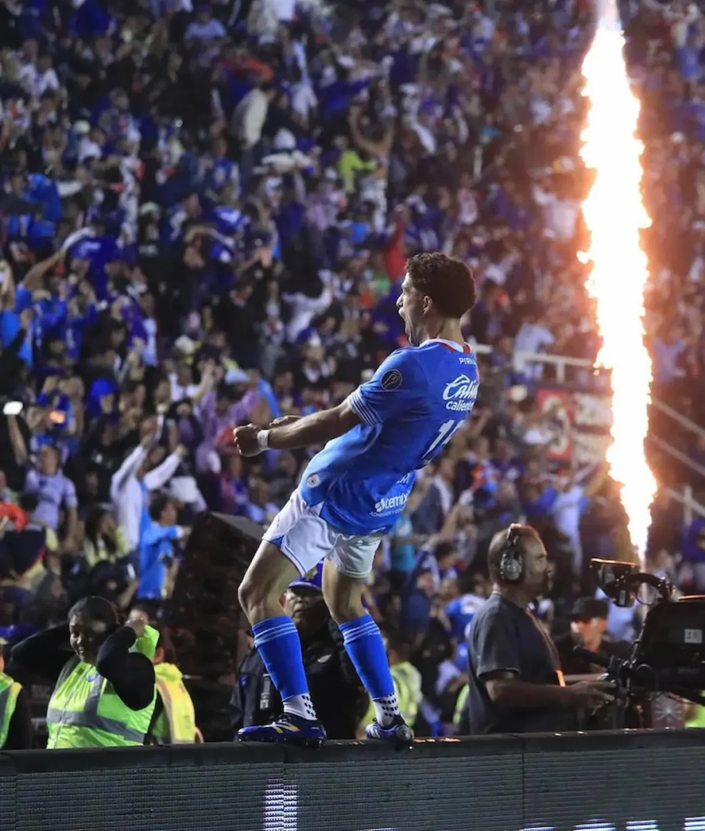 Nacho Rivero se va del Cruz Azul: ¿Con qué equipo jugará el Clausura 2026? 2 Nacho Rivero se va del Cruz Azul: ¿Con qué equipo jugará el Clausura 2026?