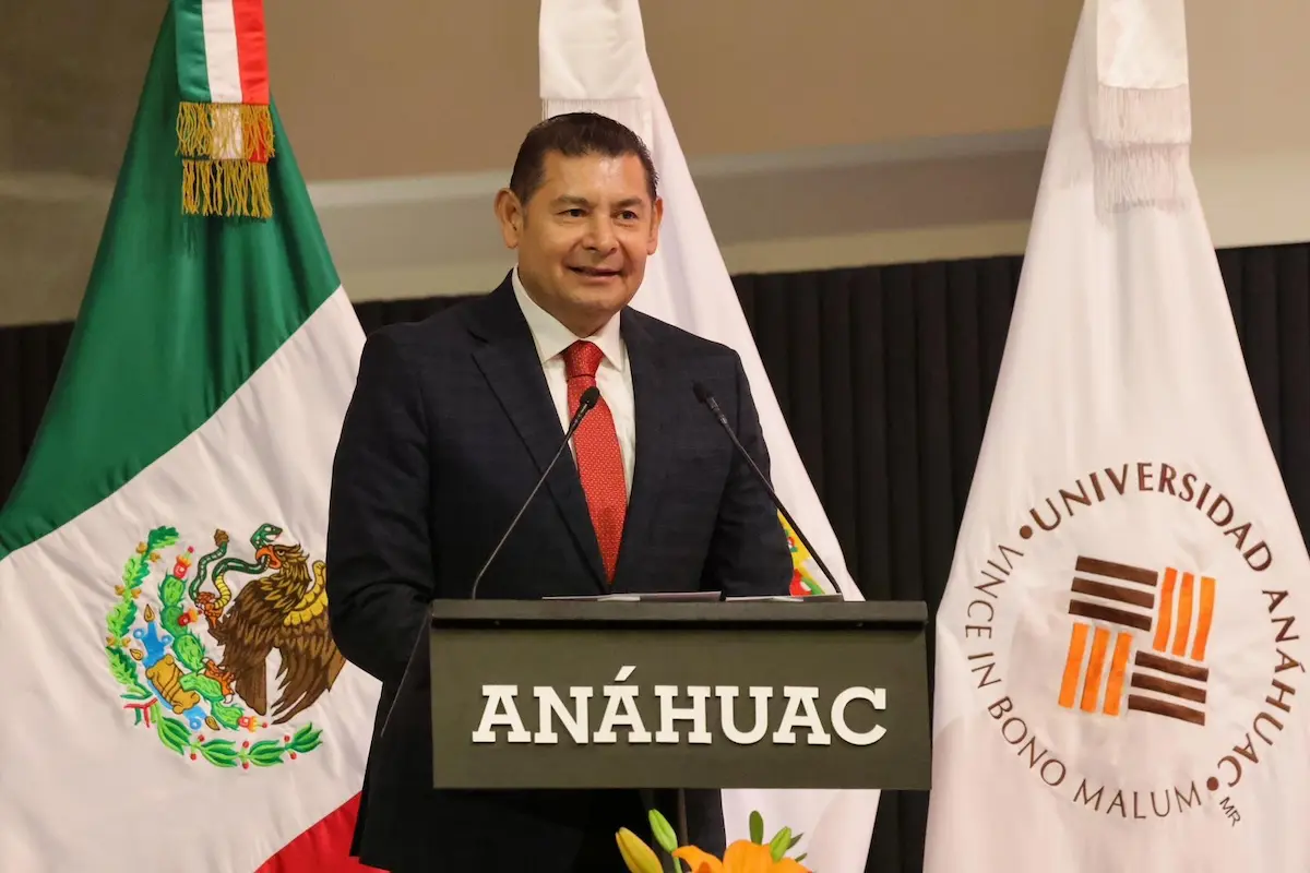 Puebla, segundo clúster educativo más importante, forma líderes con visión humanista