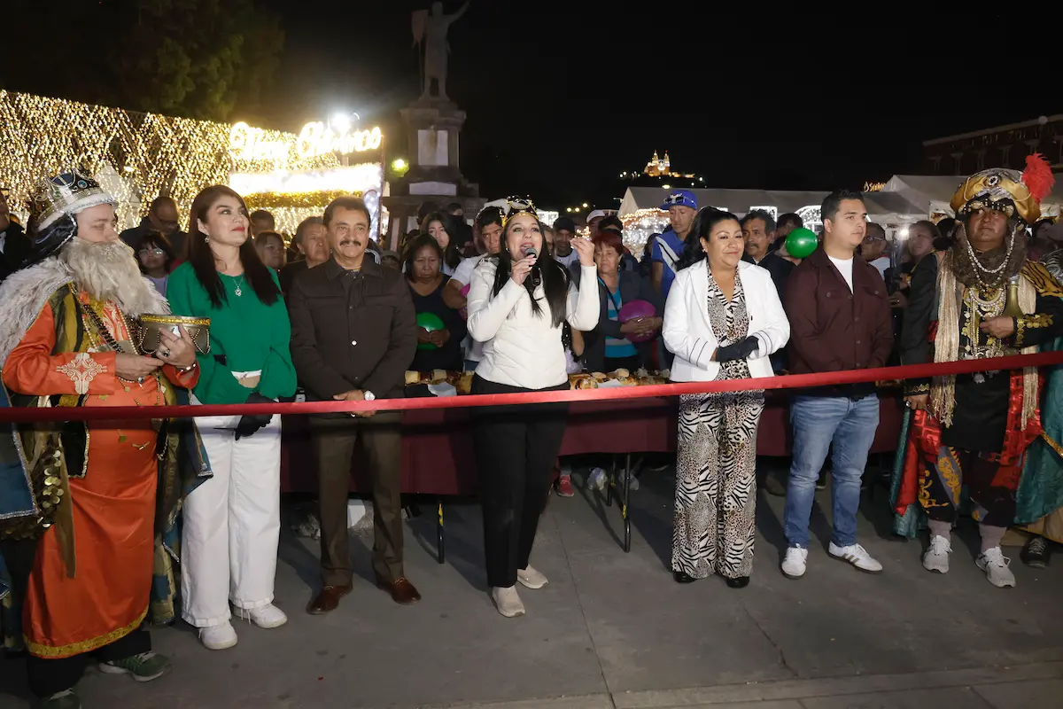 Renombrarán apoyo a jóvenes estudiantes de San Pedro Cholula como beca Quetzalcóatl