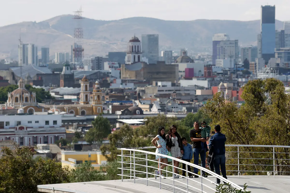 Tras asalto a familia, reforzarán seguridad en Los Fuertes; instalarán cámaras de vigilancia 2 Tras asalto a familia, reforzarán seguridad en Los Fuertes; instalarán cámaras de vigilancia