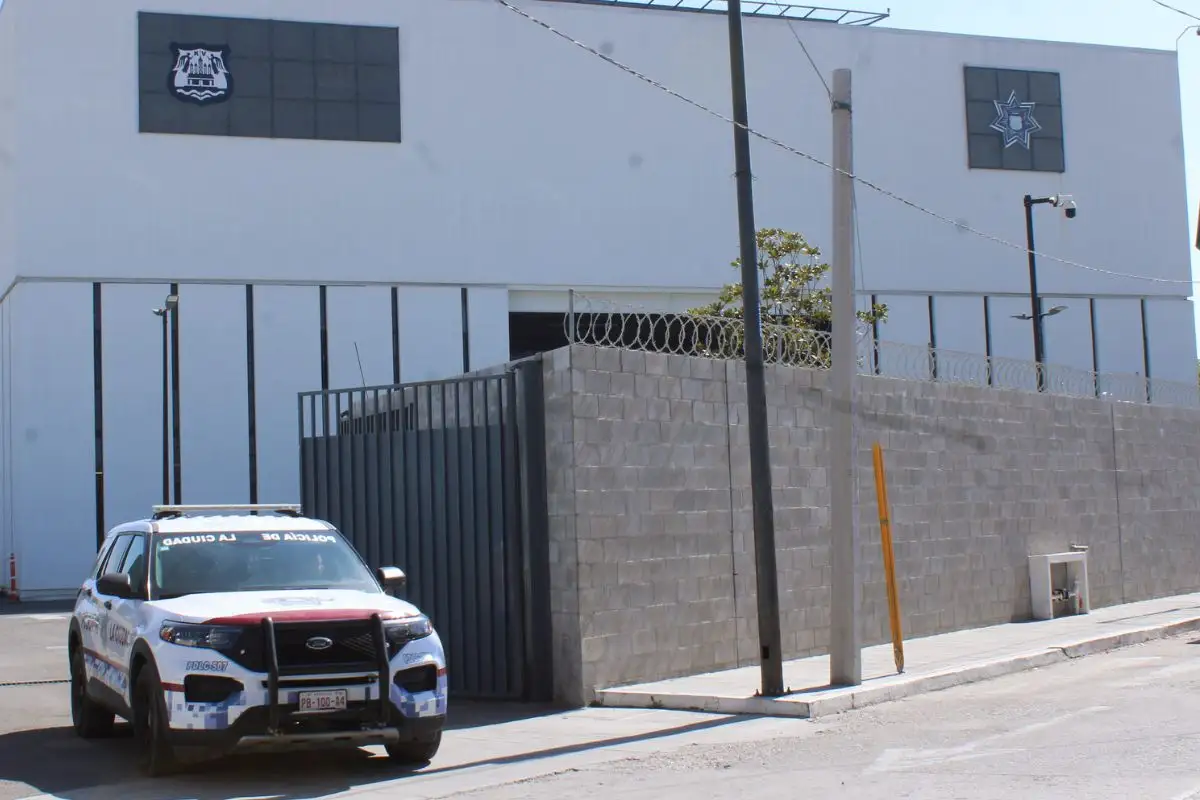 En operativo, detienen a tres mandos de la policía municipal de Puebla 2 En operativo, detienen a tres mandos de la policía municipal de Puebla