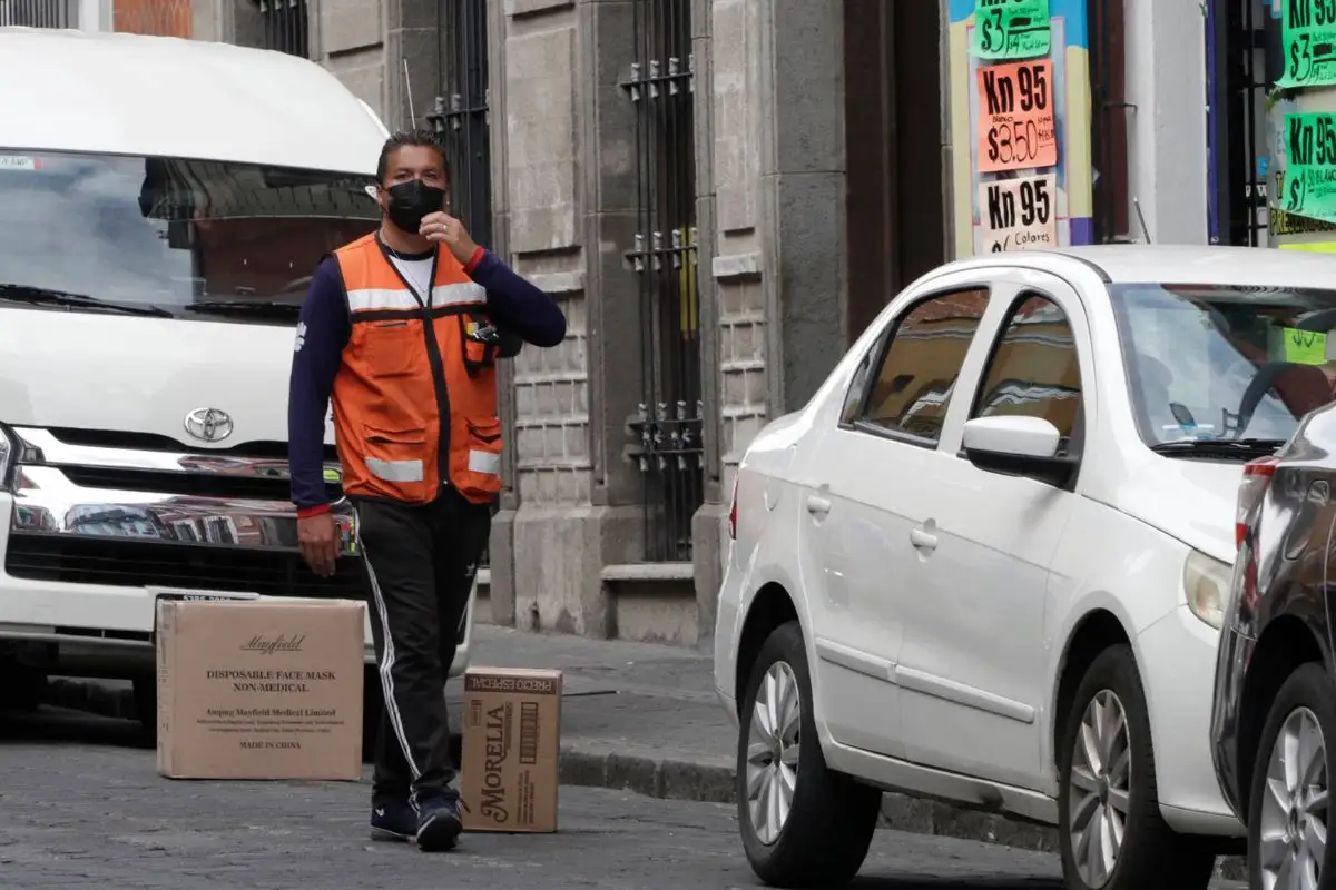 Franeleros golpearon a reporteros de Imagen Televisión Puebla