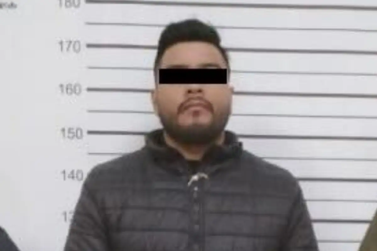 Detienen a líder de banda de robo de camiones en Puebla