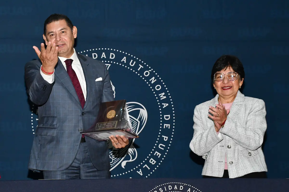 BUAP reconoció al gobernador Alejandro Armenta