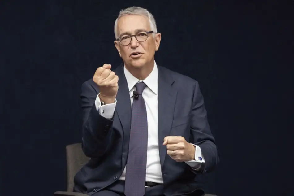 SAT notificó a Ricardo Salinas