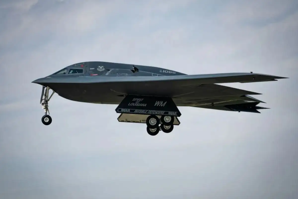 Sheinbaum rechazó que haya sobrevuelos militares de Estados Unidos en México