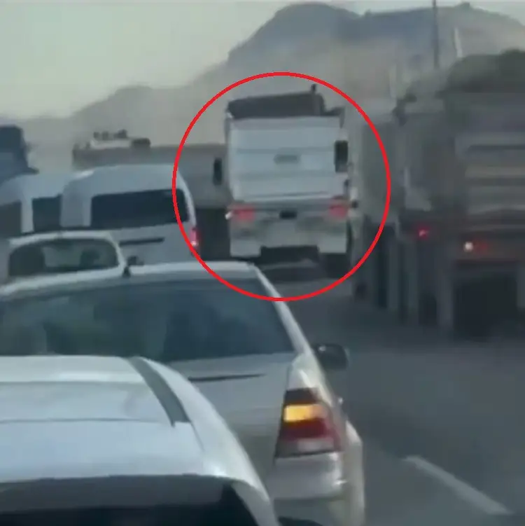 Trailero que arrastró y mató a conductor en Toluca está prófugo