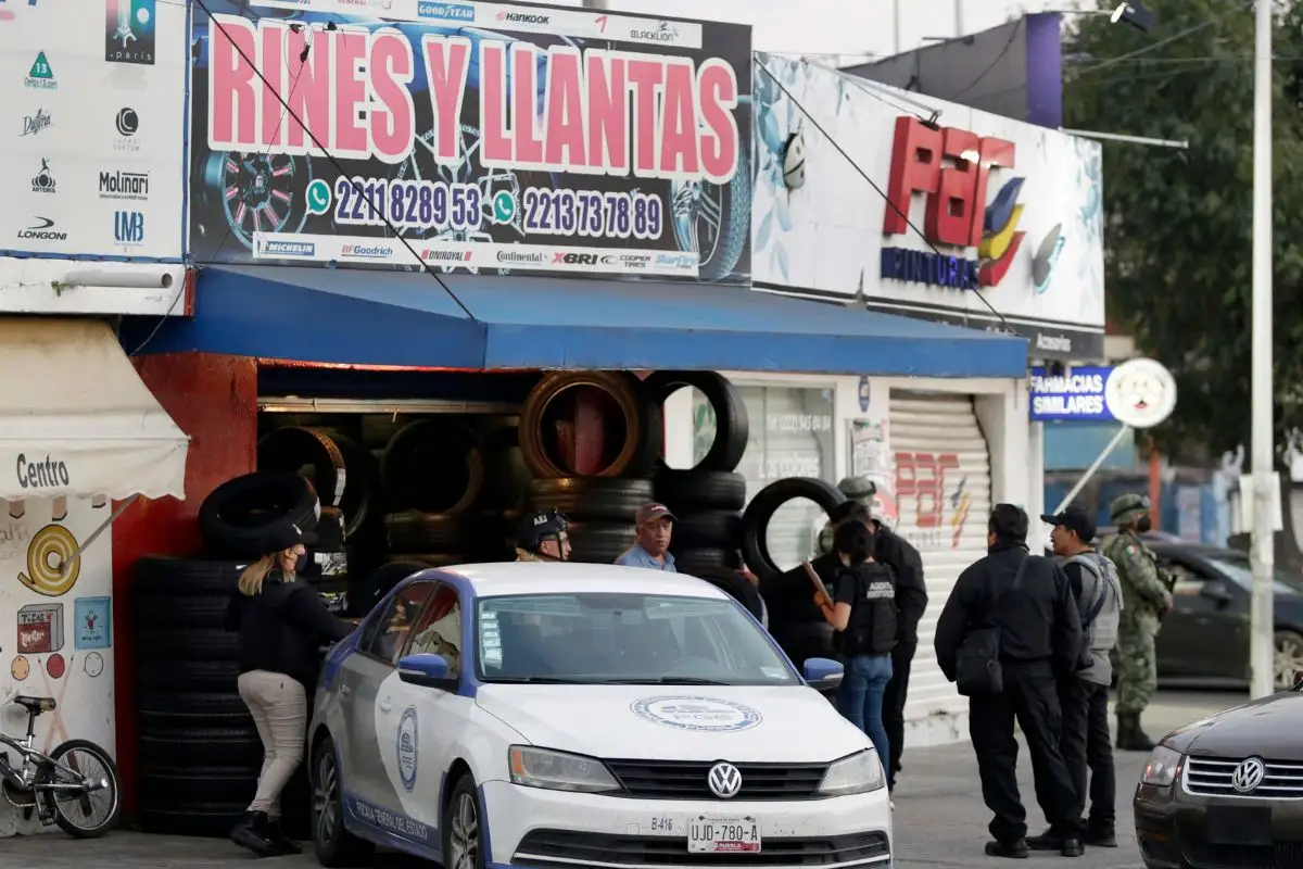 Expulsan a los que vendían autopartes robadas en la 46 Poniente