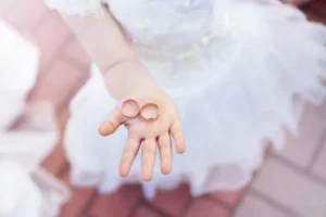 Proponen 15 años de cárcel por matrimonio infantil en Puebla