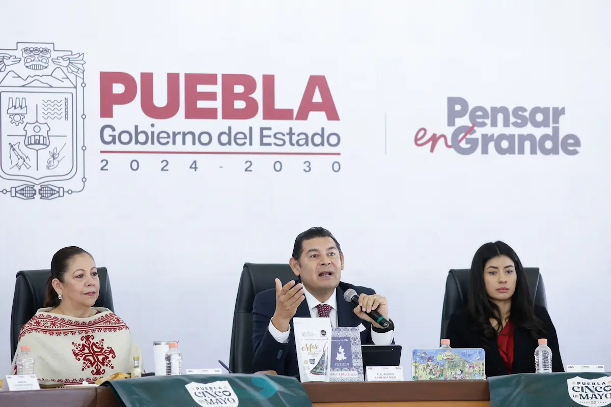 Armenta rechaza chantaje del transporte publico de Puebla