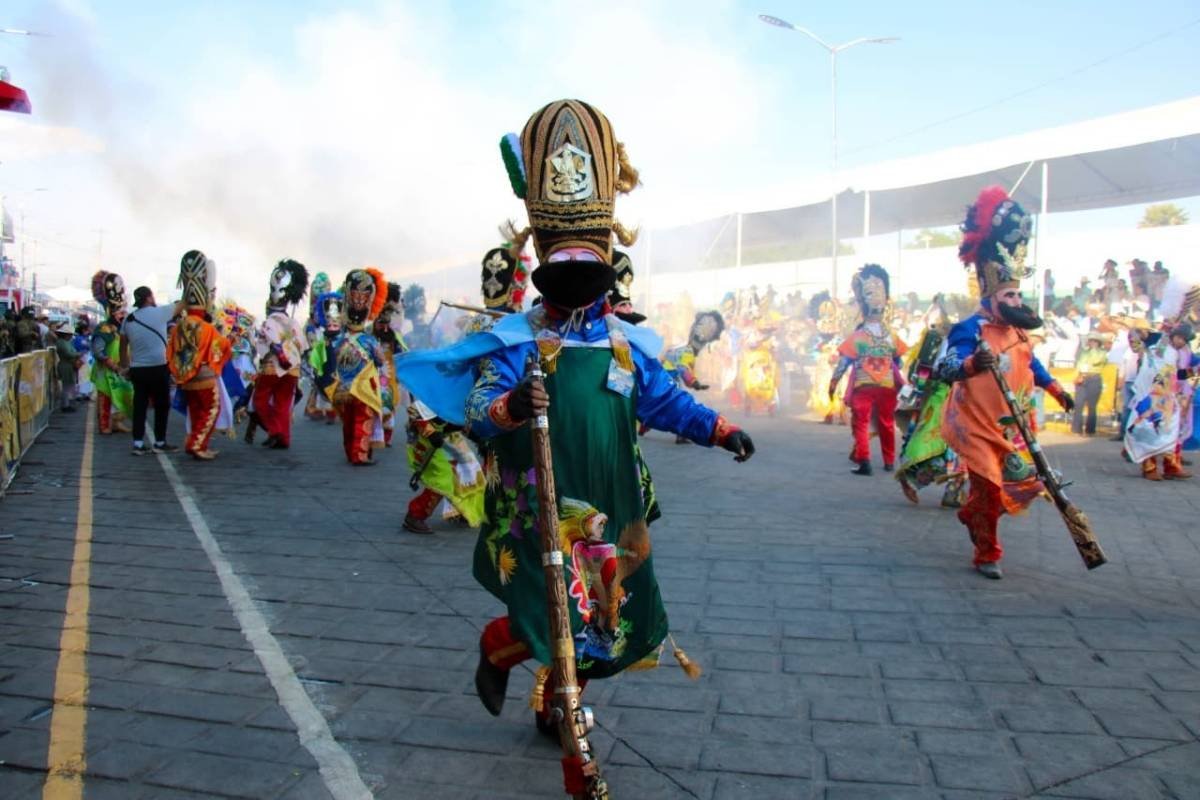 Carnaval de Huejotzingo 2026, el más chingón de Puebla: Arranca con batallones, pólvora y respaldo del gobierno del estado 1 Carnaval de Huejotzingo 2026, el más chingón de Puebla- Arranca con batallones, pólvora y respaldo del gobierno del estado