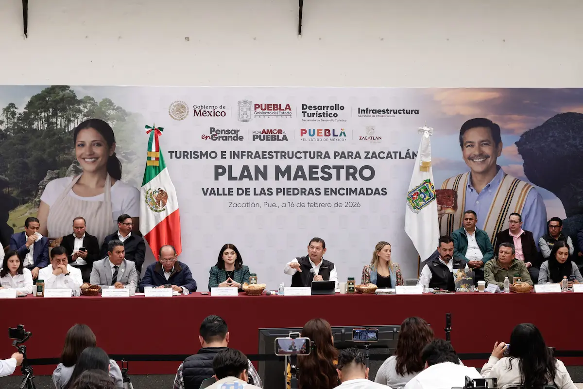 Denuncian penalmente a funcionarios de la SEP Puebla