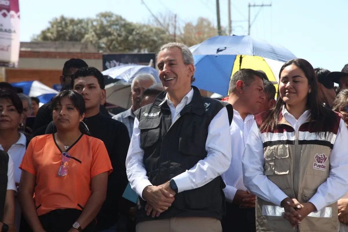 Entrega Pepe Chedraui obras viales en la Junta Auxiliar Ignacio Romero Vargas