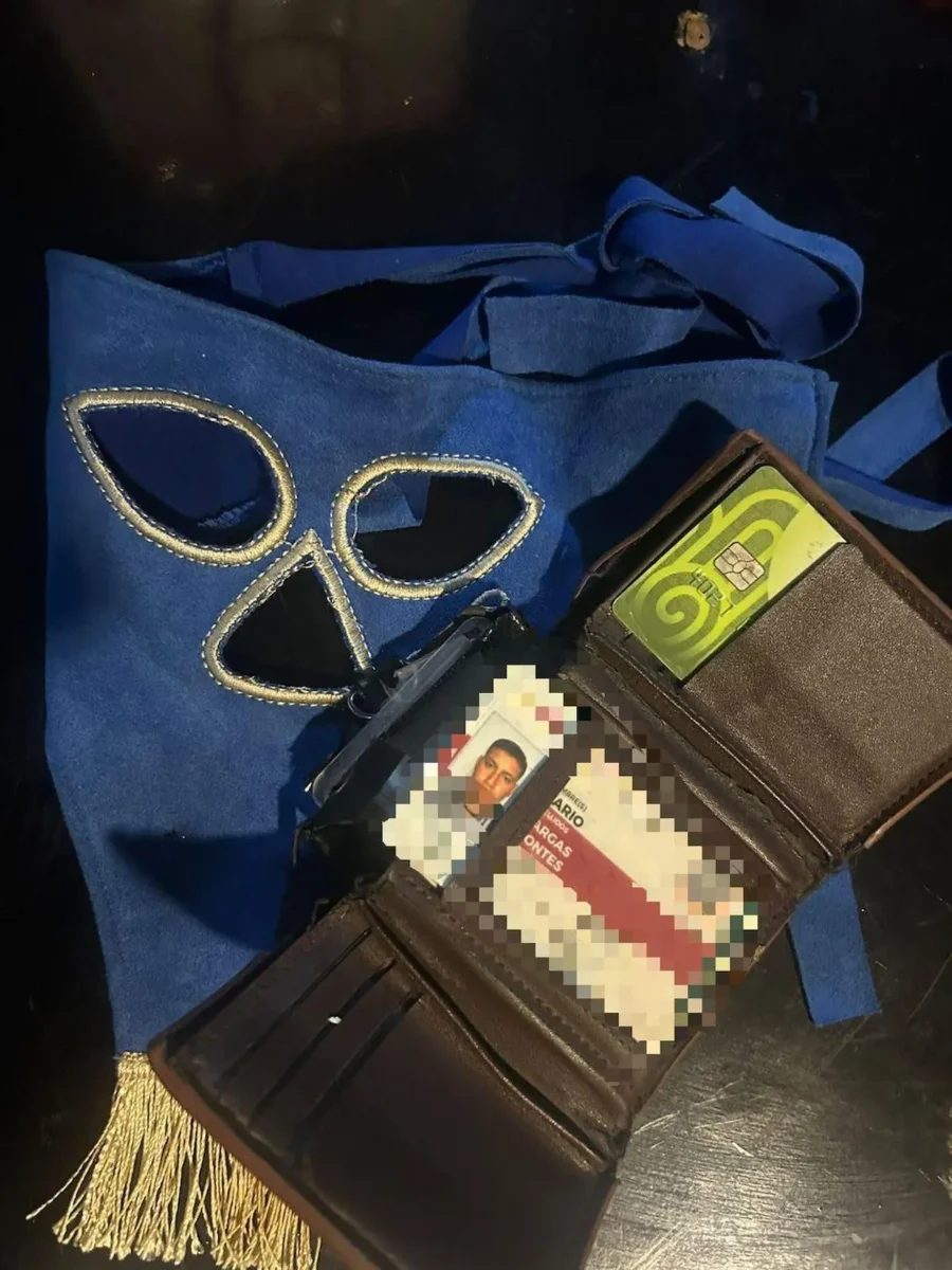 VIDEO: Huehue del carnaval de Huauchinango se arroja al río desde el puente "Sal Si Puedes" tras protagonizar riña