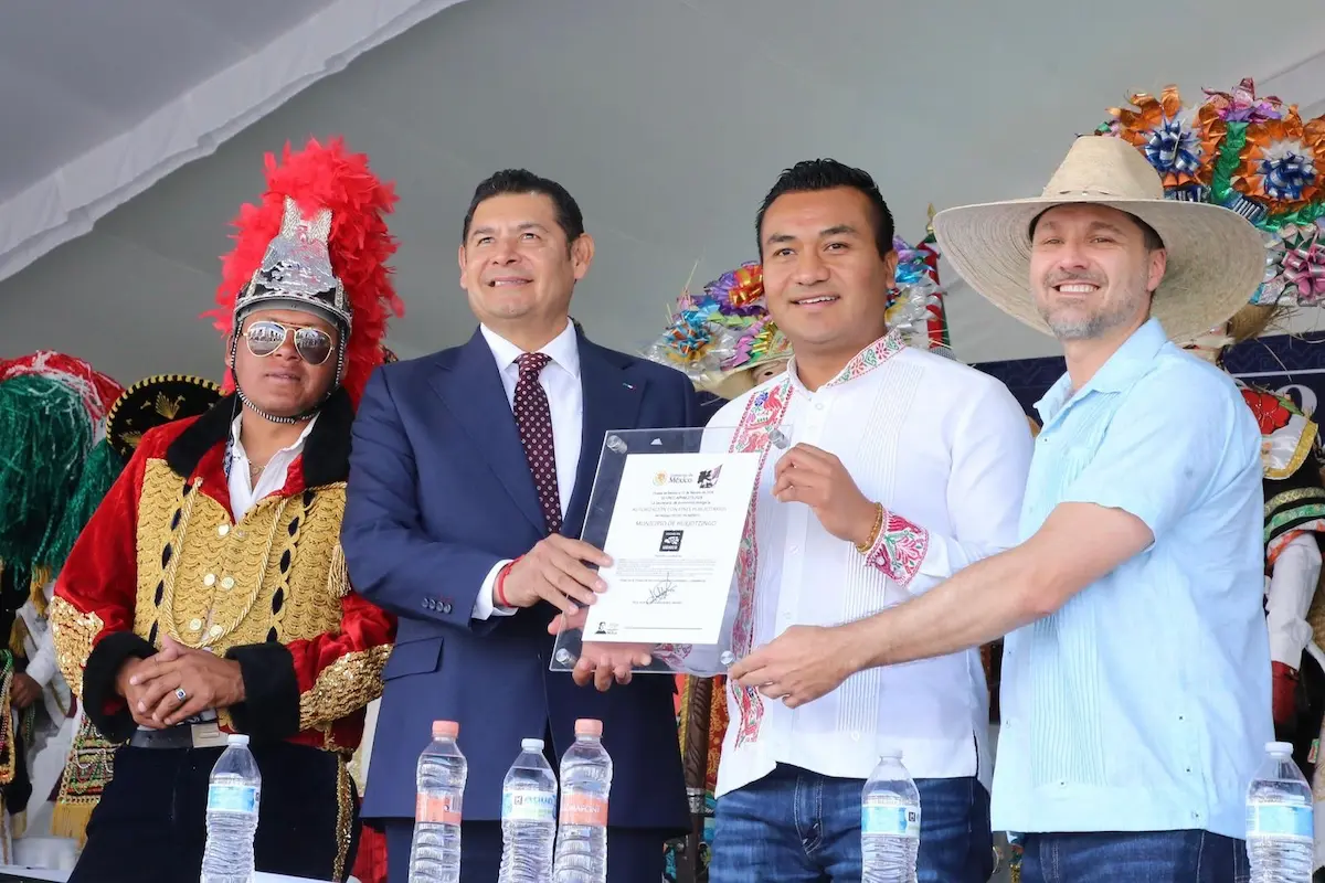 Huejotzingo y su carnaval obtienen sello "Hecho en México"; se proyecta a nivel nacional 2 Huejotzingo y su carnaval obtienen sello "Hecho en México"