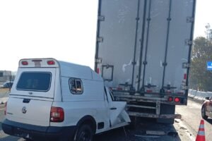 Muere conductor prensado tras choque en la Autopista Puebla-Orizaba hoy