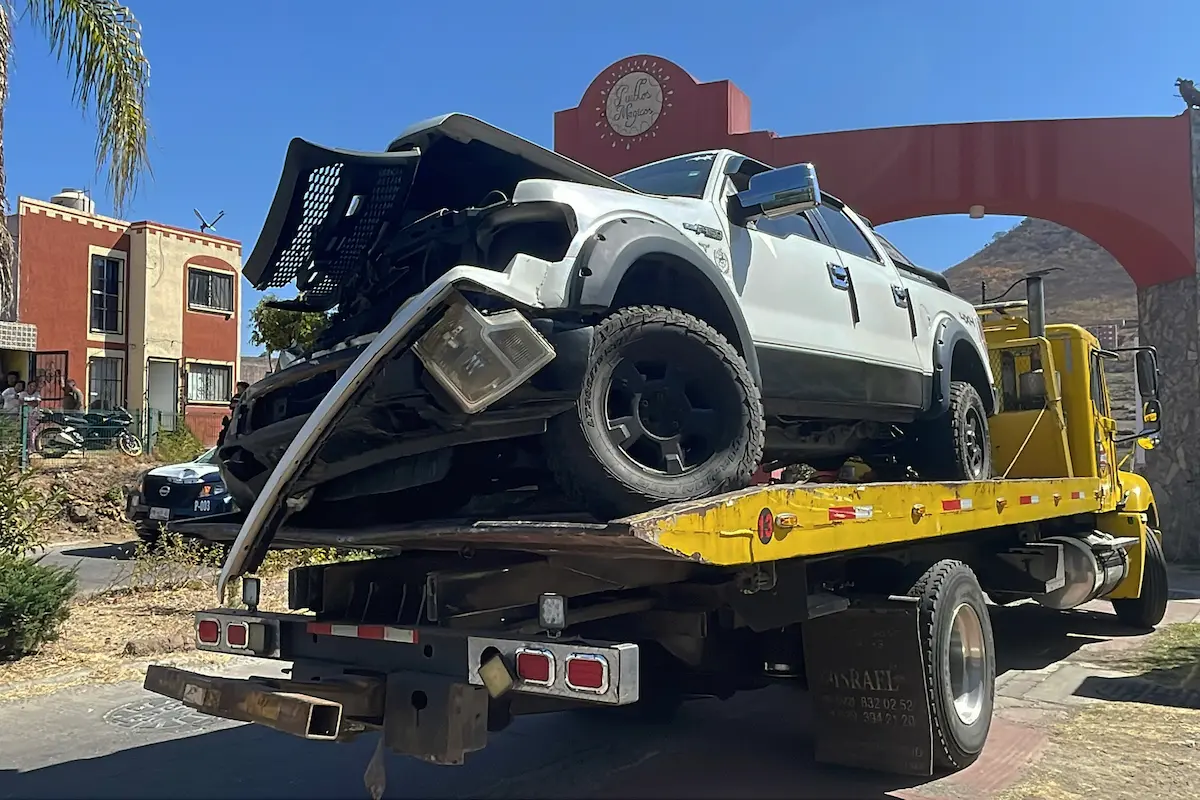 Sujeto a exceso de velocidad atropella y mata a una mujer y un trabajador de limpia en Atlixco