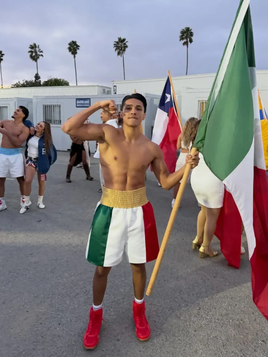 ¿Quién es el boxeador mexicano que salió en presentación de Bad Bunny? 3 ¿Quién es el boxeador mexicano que salió en presentación de Bad Bunny?