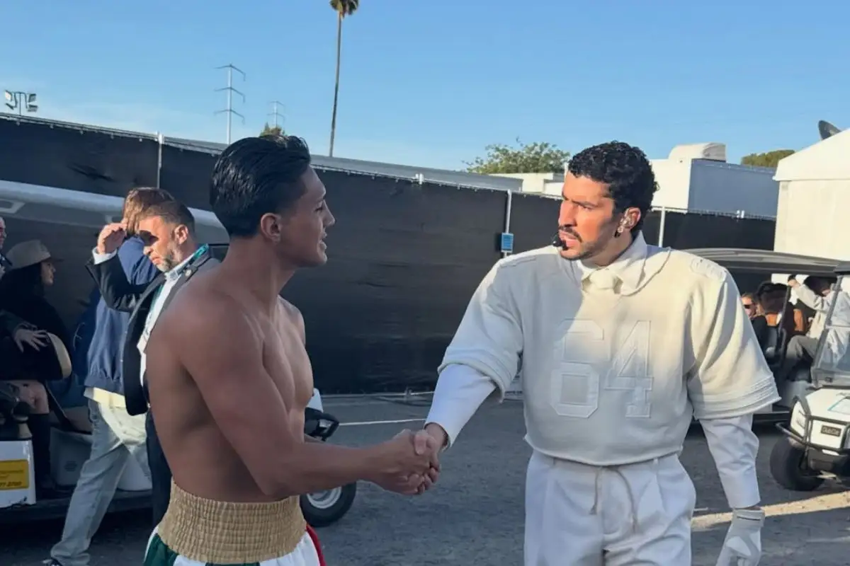 ¿Quién es el boxeador mexicano que salió en presentación de Bad Bunny?