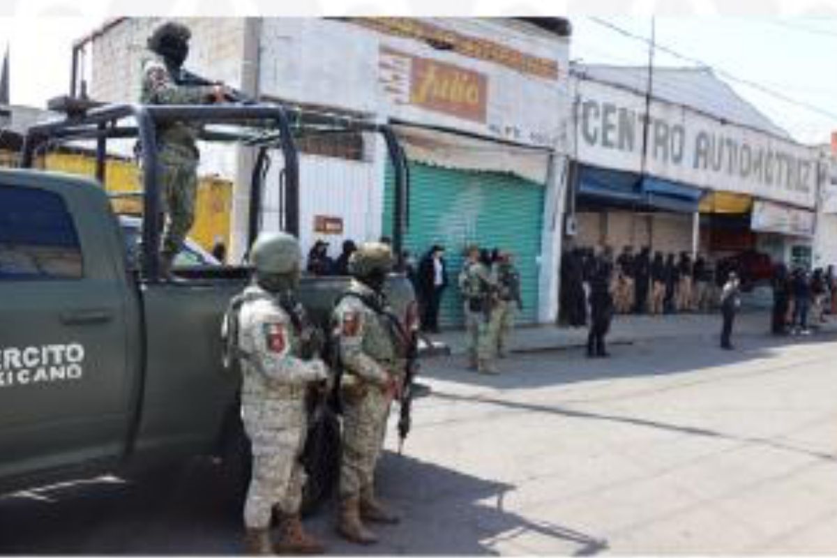 Otro golpe a la 46 Poniente- aseguran tres inmuebles, dos autos robados y más autopartes