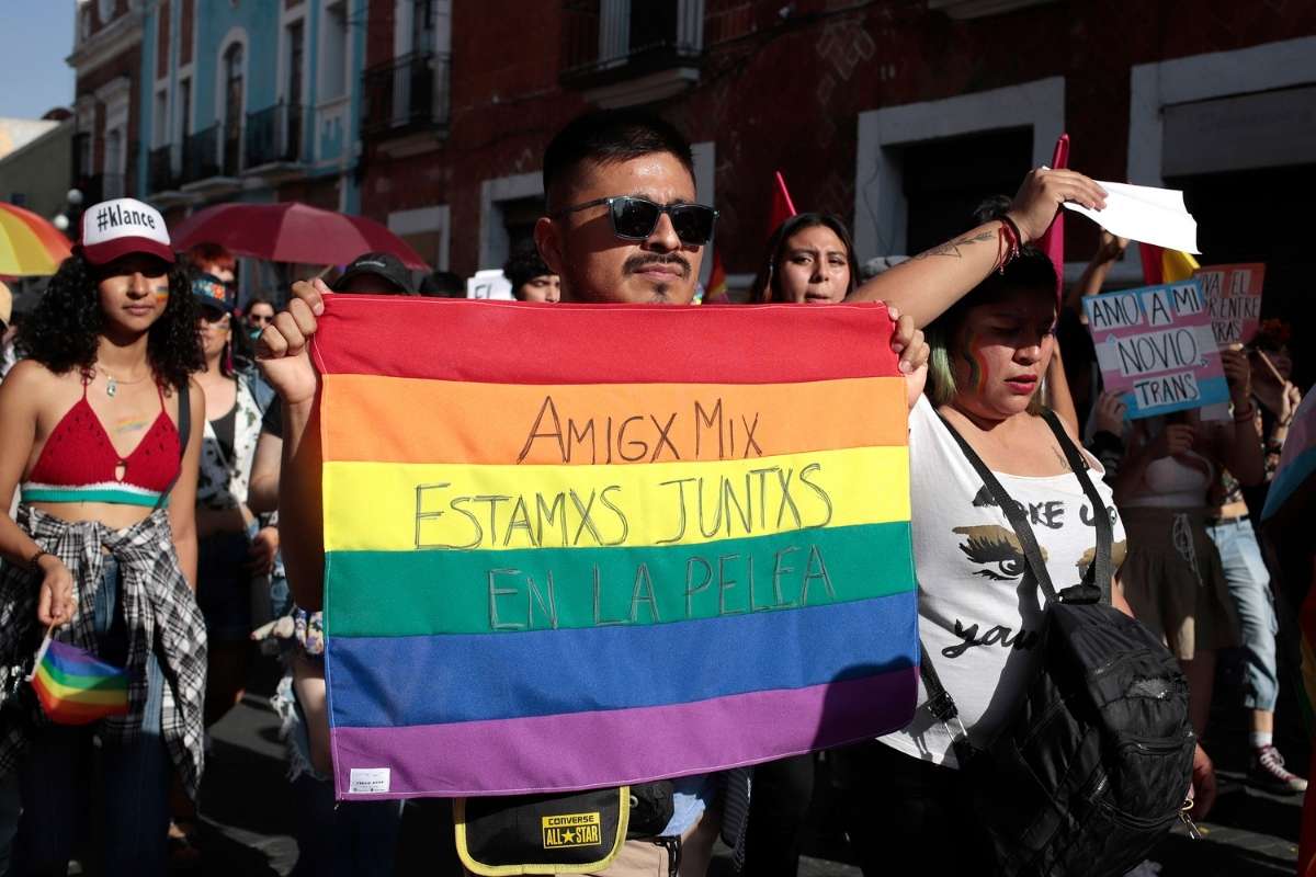 Morena plantea aumentar años de cárcel y pérdida de patria potestad por obligar a terapias de conversión 2 Morena pide pérdida de patria potestad por obligar a terapias de conversión en Puebla